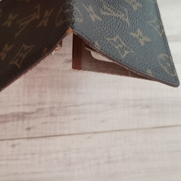 Louis Vuitton Card Holder - Monogram Canvas - Picture 4 of 9